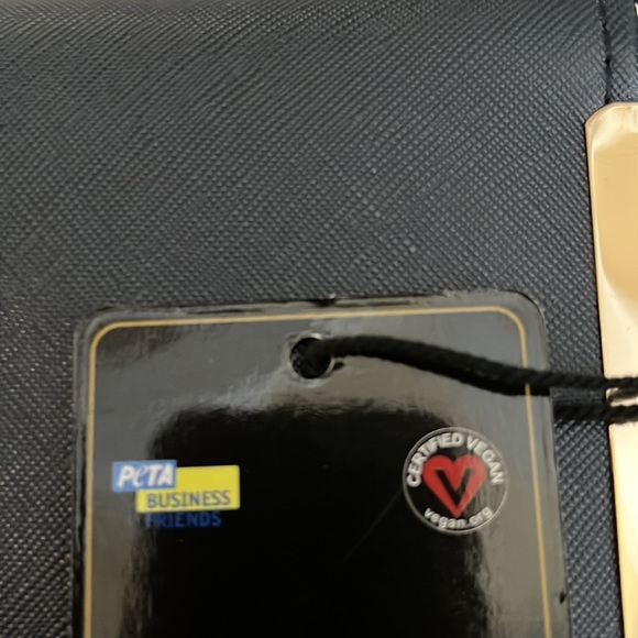 Urban Expression red and navy purse - Picture 8 of 9